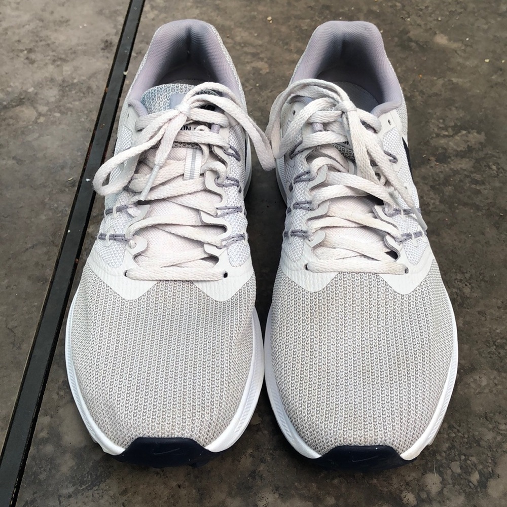 Nike tennis shoes